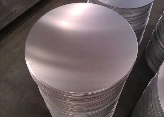 0.4- 6mm Épaisseur 80mm-1600mm diamètre 3003 Circles en aluminium en acier inoxydable bon marché Pour les ustensiles de cuisine