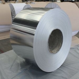 Surface lisse AA1050 AA1060 bobine d'aluminium dans les options de matériau CC et CC