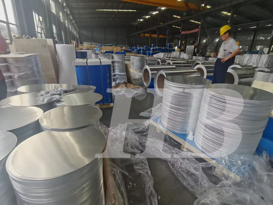 Disques ronds en aluminium personnalisables pour diverses applications d'ustensiles de cuisine, avec une épaisseur allant de 0,3 à 6 millimètres