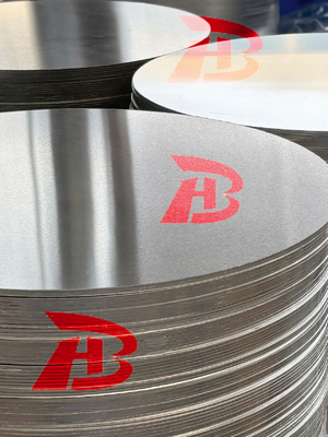 personnalisé 5mm Disques d'aluminium Cercles ronds Blanc 1000 Série Pour lampadaire 1600mm