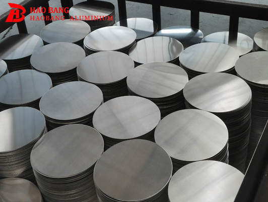 Prix d'usine 0,6 mm d'épaisseur cercle d'aluminium pour les ustensiles de cuisine / éclairage