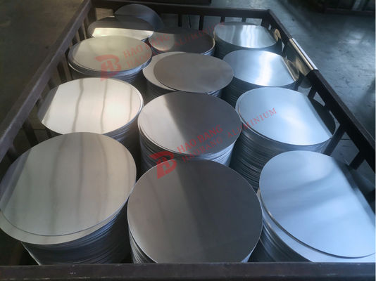 Disques ronds en aluminium personnalisables pour diverses applications d'ustensiles de cuisine, avec une épaisseur allant de 0,3 à 6 millimètres