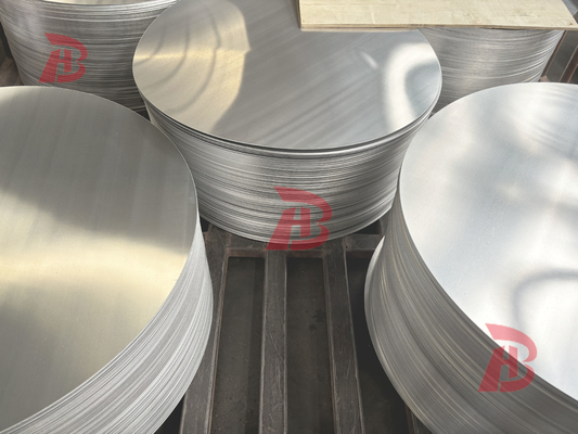 A1060 Ho Température Dc Matériau Disque de cercle d'aluminium pour la fabrication de pots de cuisine