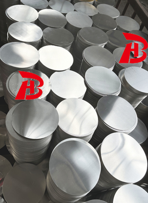 Des cercles en aluminium de 0,8 mm personnalisables 1100 pour l'éclairage / le couvercle de la lampe / la décoration