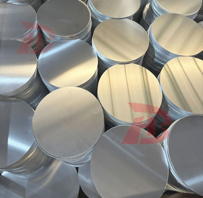 Taille personnalisée Cercle d'aluminium 0,3-6 mm Épaisseur 100-1000 mm Diamètre CC DC Matériau 1050 1060 3003 alliage résistant à la fissuration Dessin profond pour la cuisine et le tamponage du couvercle de la lampe
