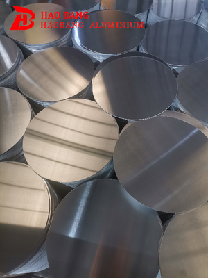 1 Série de cercle d'aluminium de finition du miroir Traitement de haute performance pour les panneaux de signalisation routière