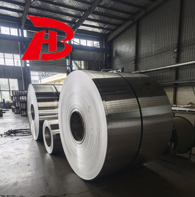 La bande de bobine d'aluminium la plus vendue 0.6 0.7 0.8 0.9 mince pour l'éclairage des ustensiles de cuisine