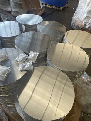 Smooth Surface High Flatness Aluminum Disc 1050 1060 3003 Alloy, 0.3–6mm Thick, Custom Size Aluminum Blank for Lamp Cover & Pots