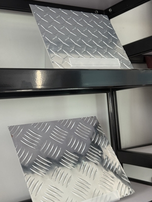 Tôle damier en aluminium, plaque ronde, finition usine, alliage séries 3000 et 5000