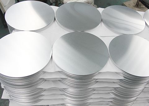 Circles en aluminium argenté uniforme 1050 80-1600MM Dia pour les réflecteurs d'éclairage