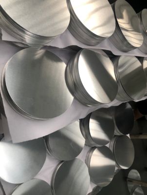 Circles et disques en aluminium argenté légers d'une épaisseur de 0,3 à 6,0 mm pour les projets réfléchissants
