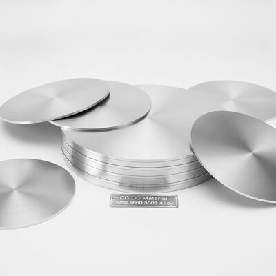 Taille personnalisée 100-1000 mm Diamètre disque en aluminium en cercle résistant aux fissures dessin profond 1050 1060 3003 alliage pour les ustensiles de cuisine et l'estampage des couvertures de lampes
