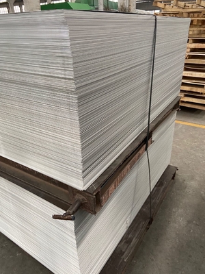 2024 chaud 1060 fabricants de plaques d'aluminium cheveux droits bas prix peut être utilisé pour la décoration du bâtiment