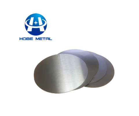 Des cercles en disques d'aluminium taillés sur mesure pour les panneaux de signalisation réfléchissants, les meubles routiers, les ustensiles