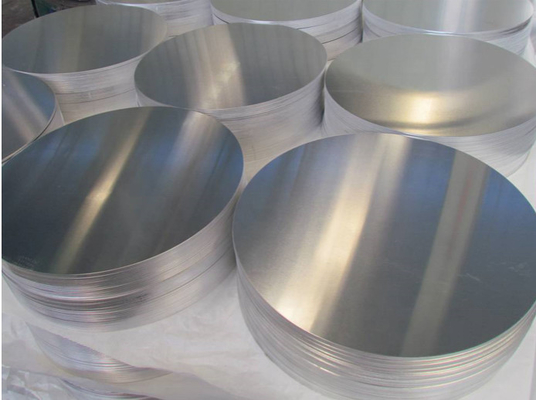 Chine Disques en aluminium pour ustensiles de cuisine Cercles 1100 O H14 H24 Avec une épaisseur de 0,3-3 mm