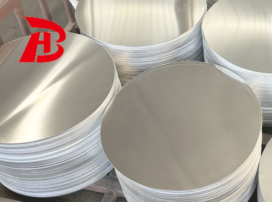 Surface finie du moulin casserole Disques en aluminium cercles 1050 H12 H14 H16 H18 H0 Cc Matériau Dc Matériau pour le couvercle de la casserole