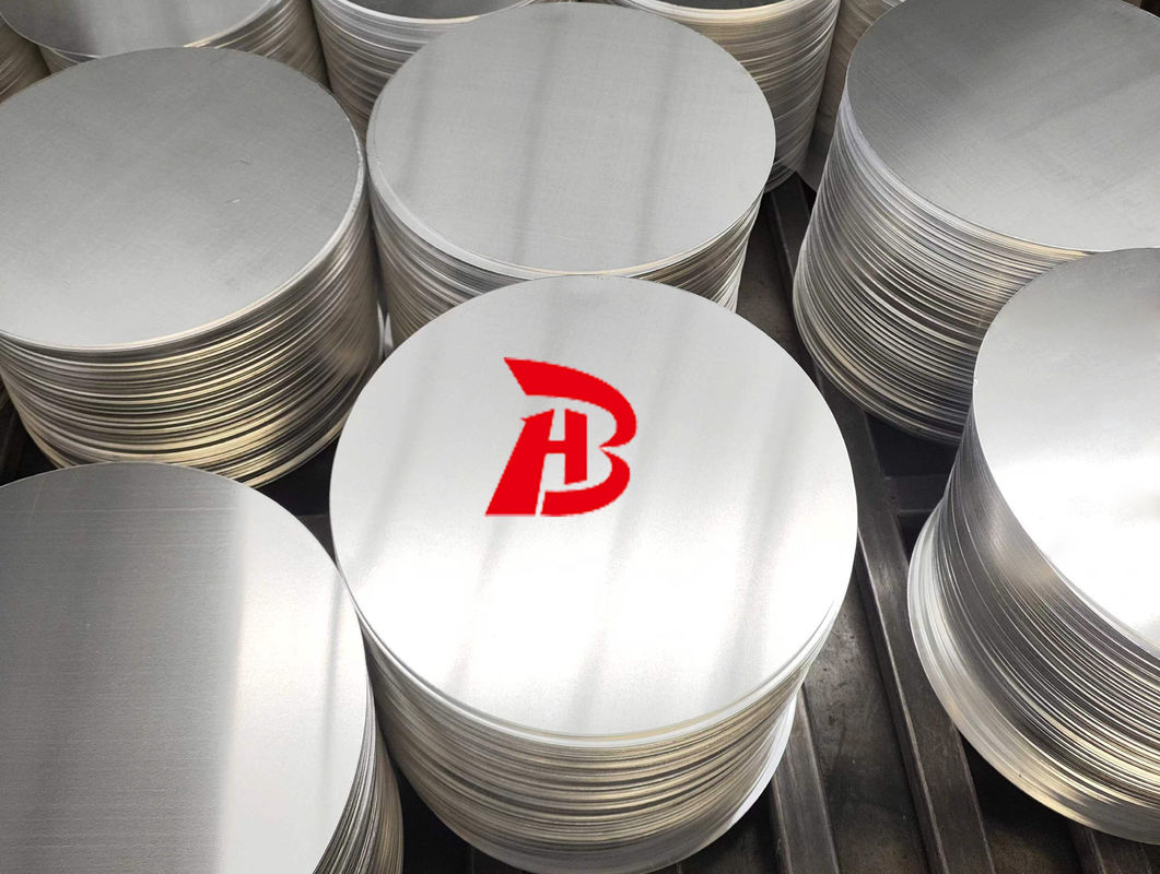 Cercles en aluminium argenté brillant 1050/1080 80-1600MM pour luminaires domestiques