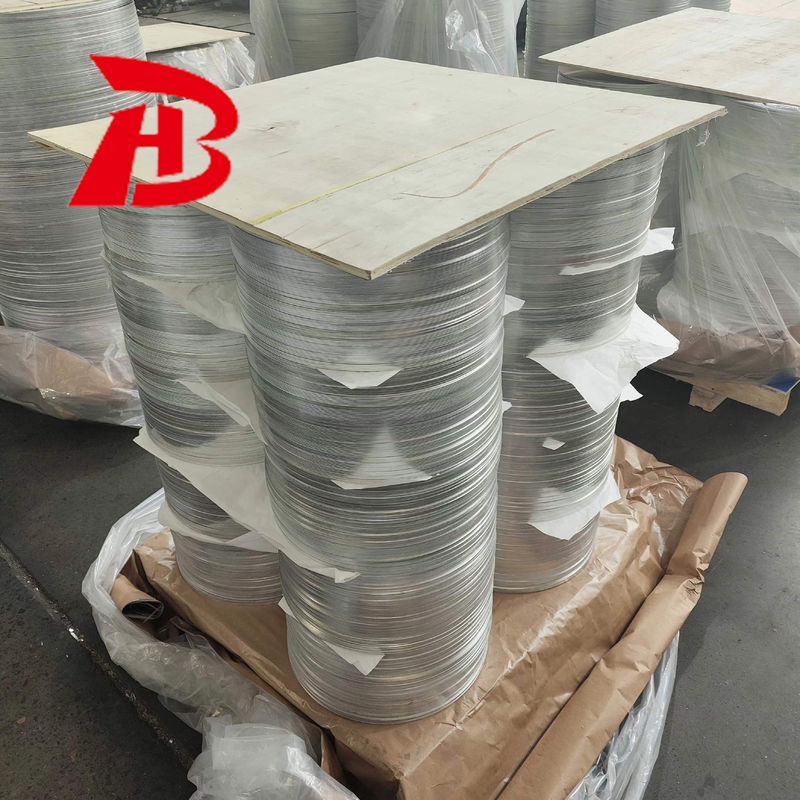 Cercles et disques en aluminium série 3105 d'épaisseur uniforme avec un diamètre de 80-1600MM pour la décoration architecturale