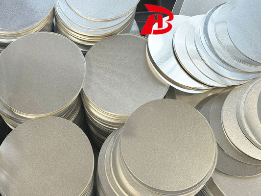 Disque en alliage d'aluminium 1050/3003 à haute planéité, emboutissable, résistant aux fissures, diamètre personnalisé 80-1600 mm pour ustensiles de cuisine et estampage industriel